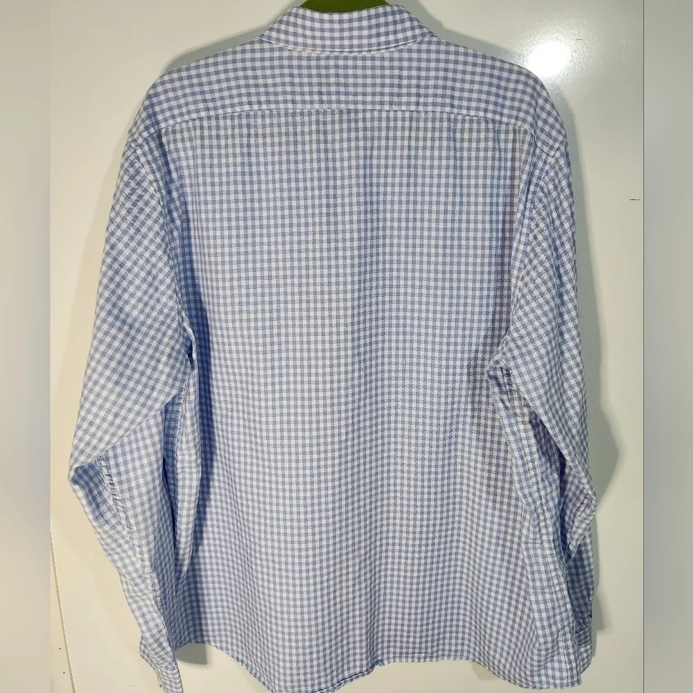 Banana Republic Men's Blue Checkered Shirt, Size XL